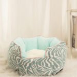 Pet Bed Warm Winter Bed Dog Cat Bed Soft Wool Point Design Pet Nest With Removable Mats Octagonal Shape Kennel Cat Dog Sofa Bed - Image 2